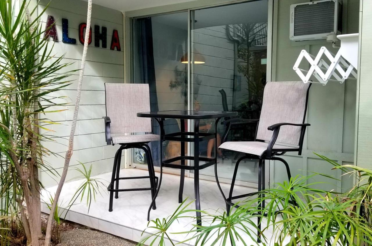 Downtown Hawaiian Theme Condo With Hot Tub, Pool & Beach - Kona Islander Inn カイルア・コナ エクステリア 写真